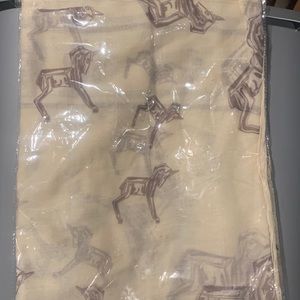 NWT scarf